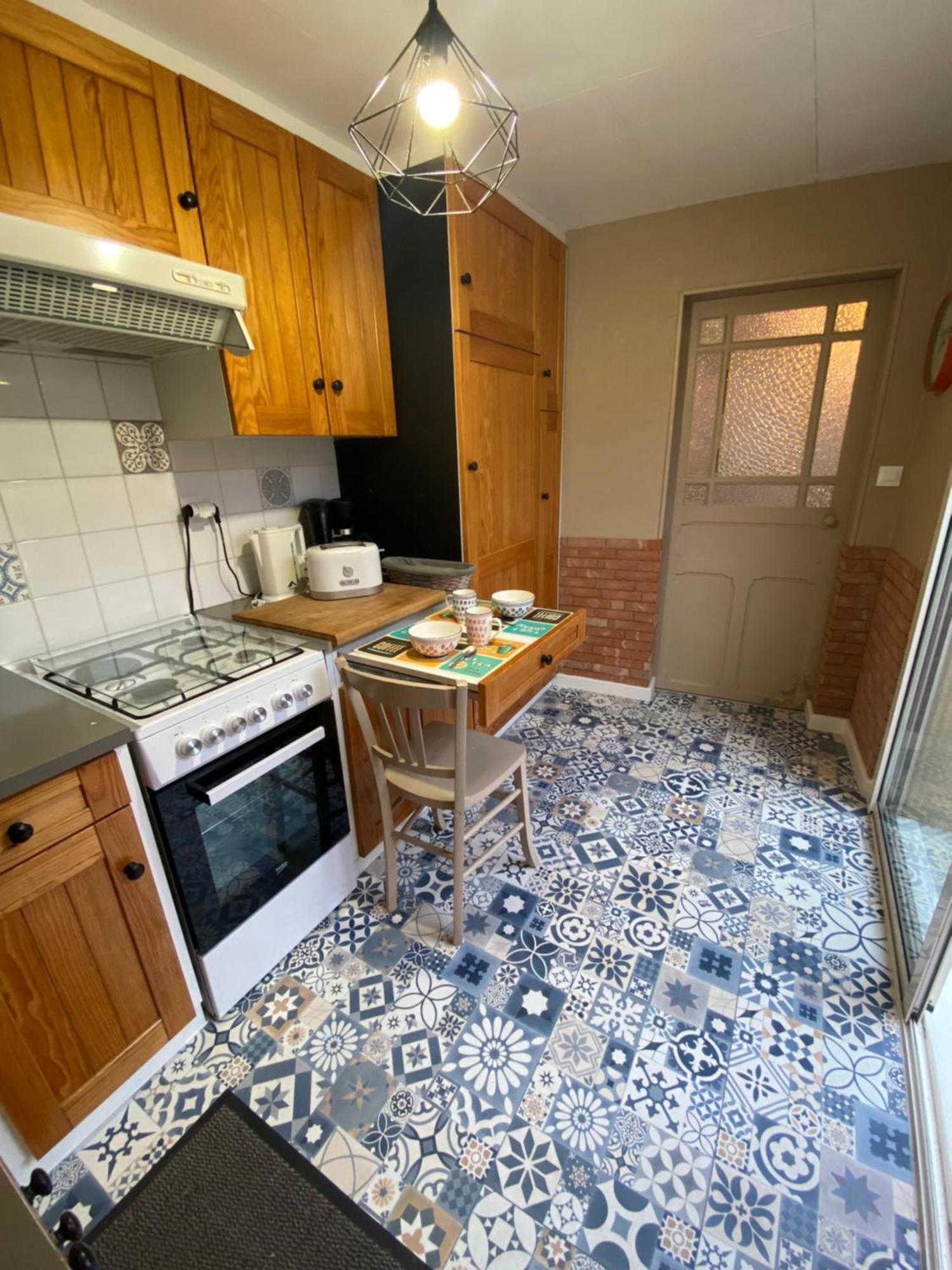 La Maison Des Vacances Chez Genevieve & Norbert 6 A 8 Personnes เลส์ซาบล์-โดล็อนน์ ภายนอก รูปภาพ